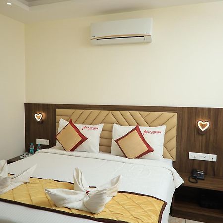 Starwin Residency Villa Ramanathapuram Bagian luar foto