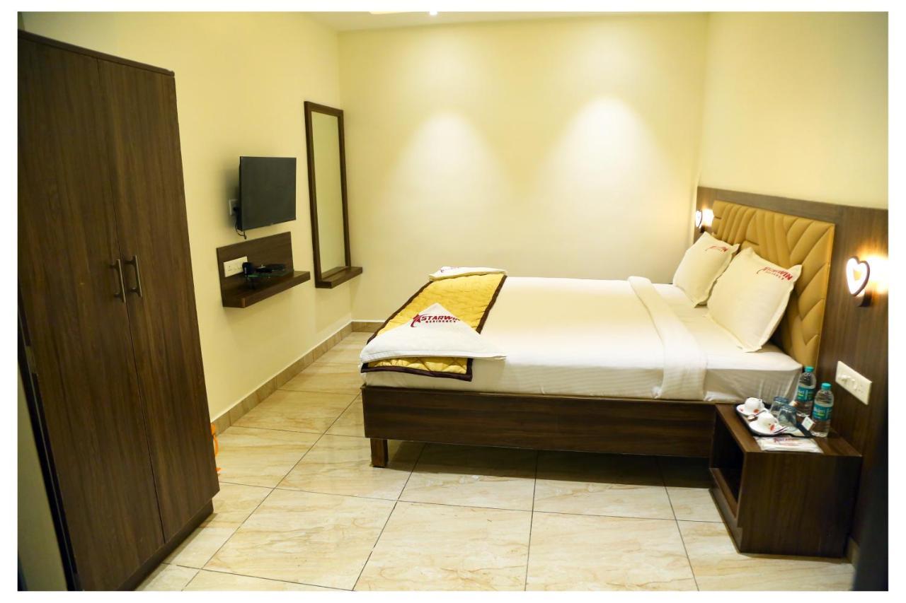 Starwin Residency Villa Ramanathapuram Bagian luar foto